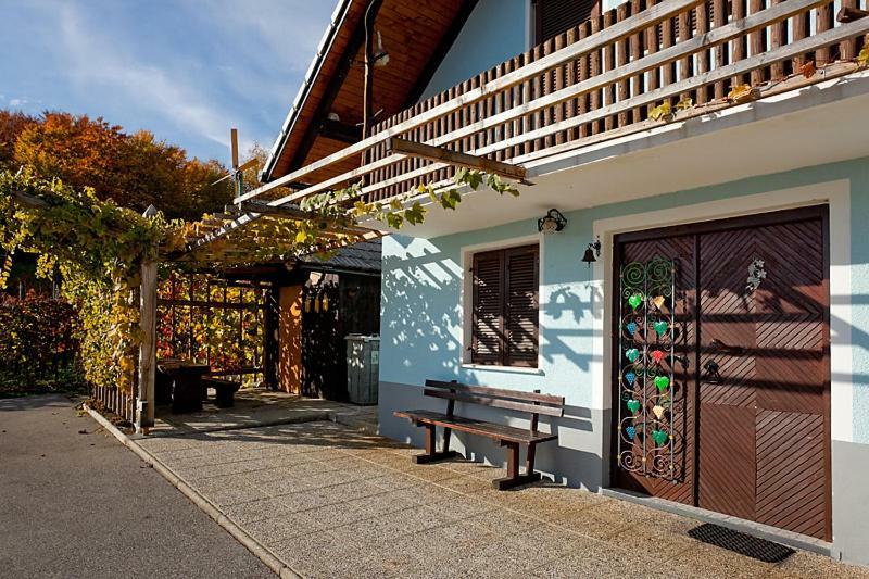Zidanica Meglic - Vineyard Cottage Meglic Trebnje Exterior photo